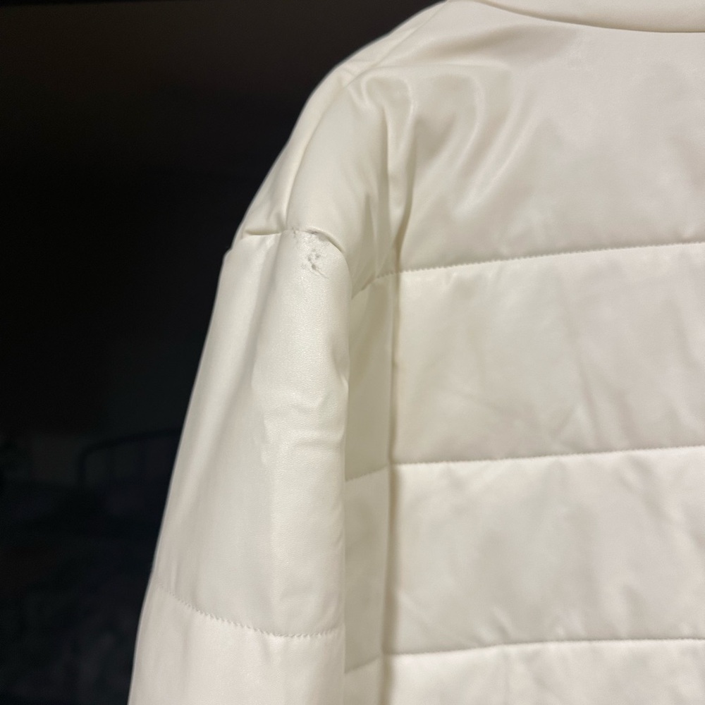 Cream/White Puffer Jacket - Picture 4 of 4